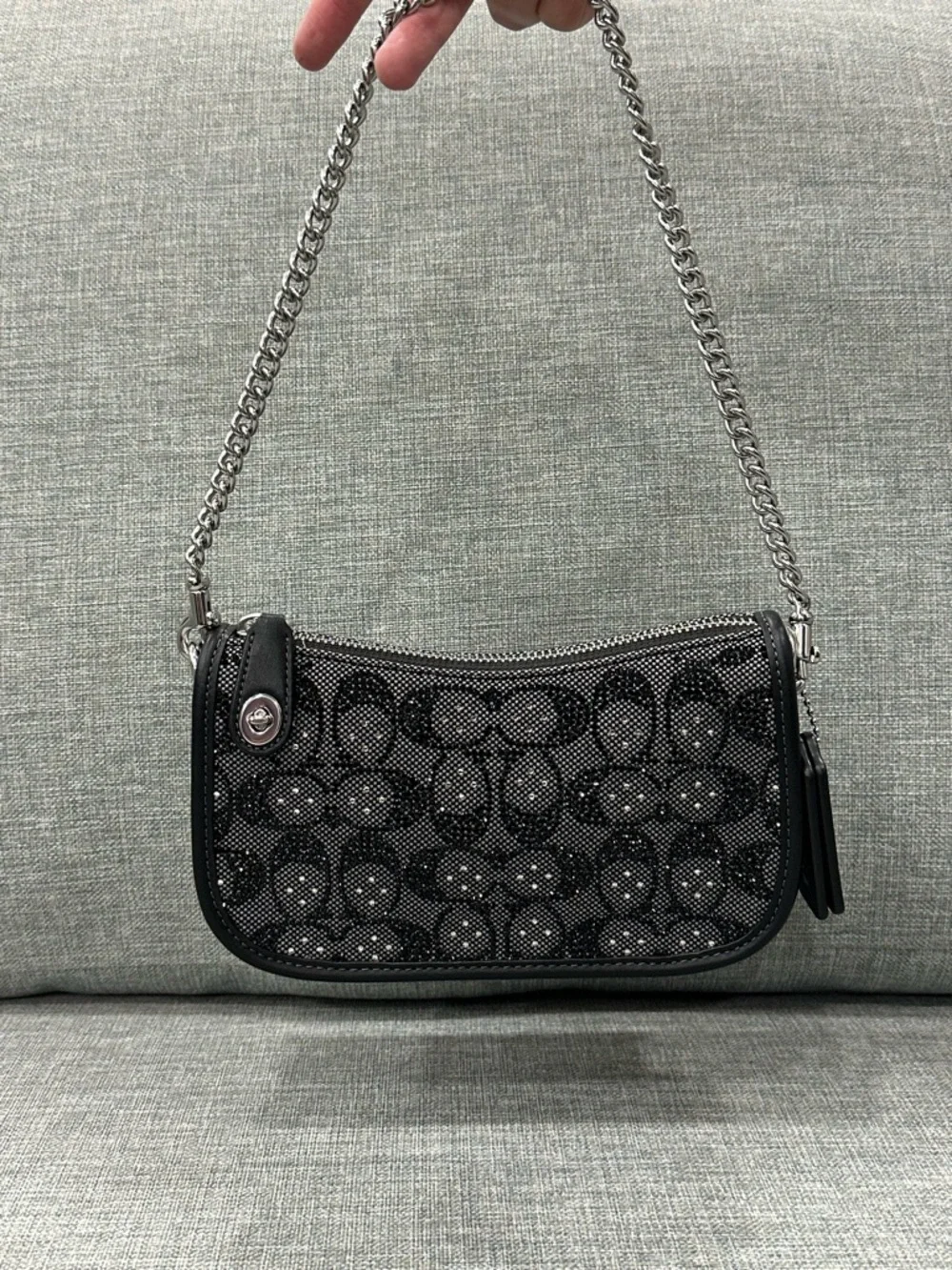 Coach Swinger Black Crystal Signature Jacquard - Picture 2 of 6